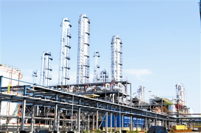 贵州毕节 现代化工产业赋能高质量发展，石油化工工程构筑新支柱