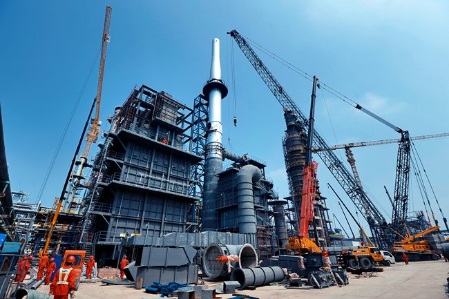 大庆石化 “千万吨级”大炼油的历史跨越——石油化工工程的卓越篇章